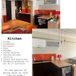 Orange Seaview 아파트