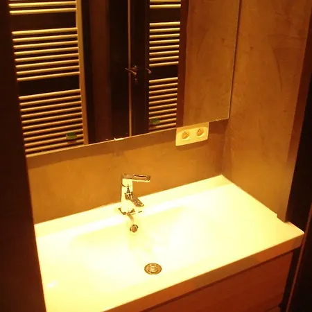 Orange Seaview * Oostende